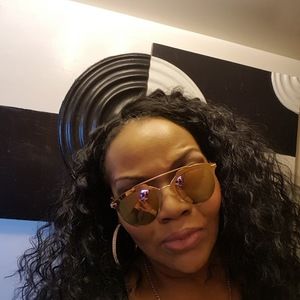 Meet your Posher, Theresa